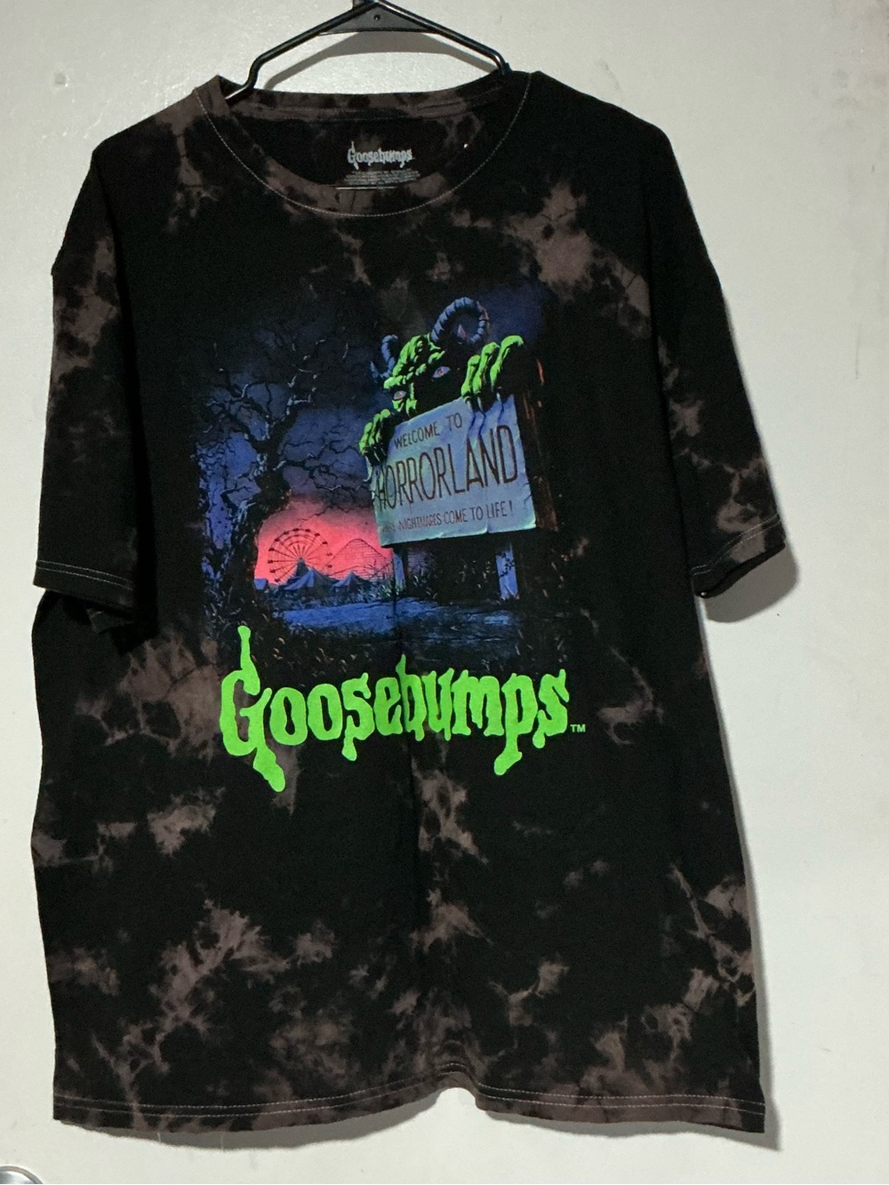 NWT Goosebumps Welcome To Horrorland Tie-Dye Graphic T-Shirt L